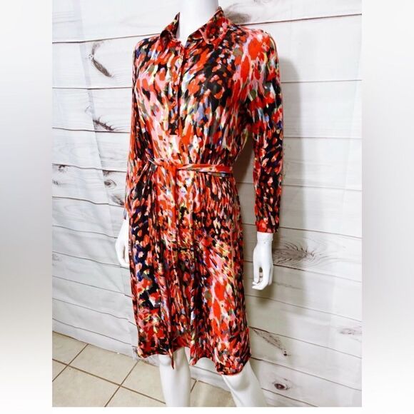 CAbi Watercolor Multicolor Print Jersey Shirt
Dress - Picture 5 of 13